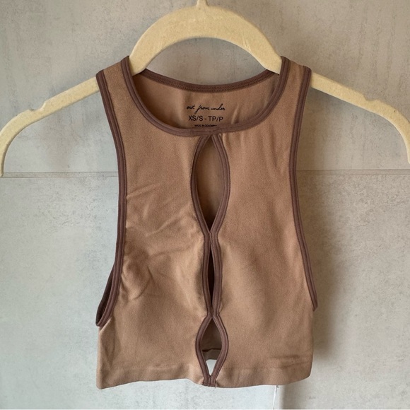 Urban Outfitters Out from Under NWT Cropped Tank Top Sz XS Beige/Brown - Picture 1 of 4
